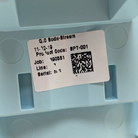 Sodastream Fizzi Blue Soda Sparkling Water Machine SPT-001 + Empty CO2 Cylinder - Picture 12 of 12